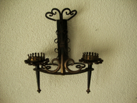 Oude kandelaar - wandkandelaar