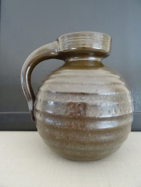 Kruik - keramiek - aardewerk - vintage - bruin - VERKOCHT