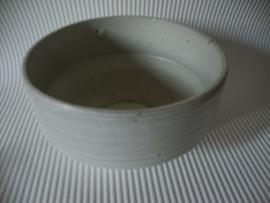 Witte aardewerk bloempot - VERKOCHT