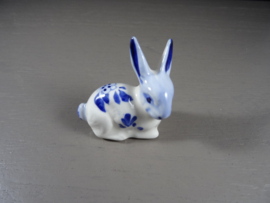 Letterbak figuurtje - Delfts blauw - konijn - VERKOCHT