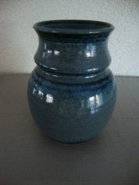 Keramiek Klaas Fenne de Leeuwe - vaas blauw - VERKOCHT