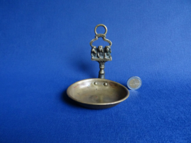 Schaaltje - aapjes horen zien zwijgen - koper of messing