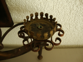 Oude kandelaar - wandkandelaar
