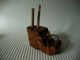 Houten pennenhouder - VERKOCHT