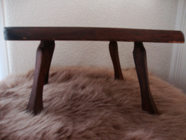 Houten krukje - VERKOCHT