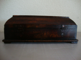 Houten kistje - pennendoos - VERKOCHT