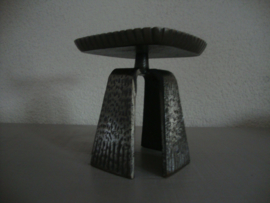 Metalen kandelaar - VERKOCHT