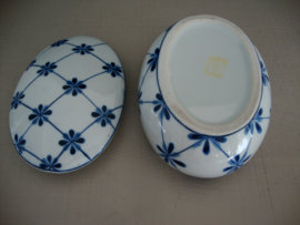 Dekselschaaltje - blauw/wit - ovaal - VERKOCHT