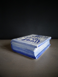 Porseleinen boek - 10 jaar Boek en Plaat