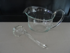 Glazen kan met glazen lepel - VERKOCHT