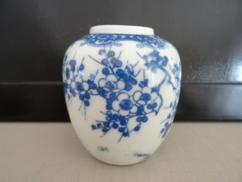 Klein gemberpotje - blauw wit -  VERKOCHT