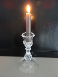 Vintage glazen kandelaar - VERKOCHT