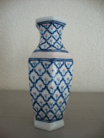 Vaasje blauw/wit - VERKOCHT