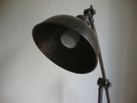 Metalen lamp - vloerlampen - Industrieel - VERKOCHT