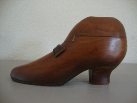 Houten doosje - schoen - damesschoen - VERKOCHT