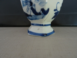 Vaasje - Delfts blauw - Hollands - handpainted - VERKOCHT