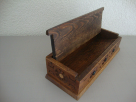 Houten kistje wandkistje - VERKOCHT