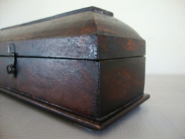 Houten kistje - pennendoos - VERKOCHT