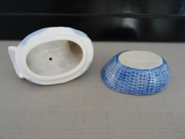 Schaaltje kip - blauw/wit - VERKOCHT