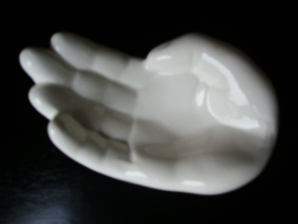 Schaaltje hand - wit aardewerk - VERKOCHT