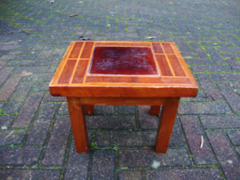 Vintage bijzettafeltje - plantentafeltje - VERKOCHT