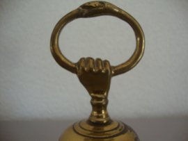 Koperen tafelbel met hand - VERKOCHT