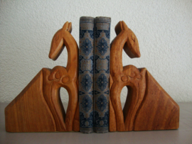 Vintage boekensteunen hert - hertje - hout - VERKOCHT