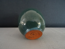Miniatuur vaasje groen -  VERKOCHT
