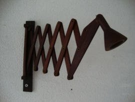 Vintage houten schaarlamp - VERKOCHT