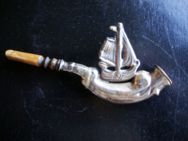 Antiek sigarettenpijpje schip - zilver  - VERKOCHT