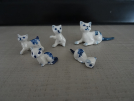 Beeldjes - poesjes - miniatuur - Delfts blauw - VERKOCHT
