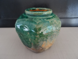 Groen gemberpotje - verweerd - VERKOCHT