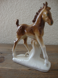 Beeldje paard pony veulen - VERKOCHT