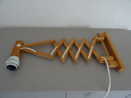 Schaarlamp - hout - vintage - VERKOCHT