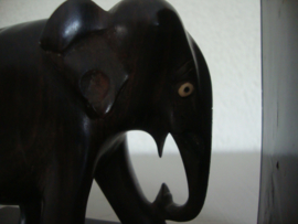 Boekensteun olifant - VERKOCHT