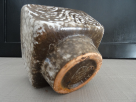 Vintage bloempotje - VERKOCHT