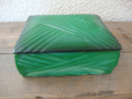 Groen stenen doosje - VERKOCHT