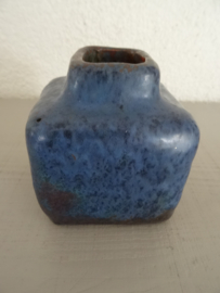 Blauw vaasje - keramiek - VERKOCHT
