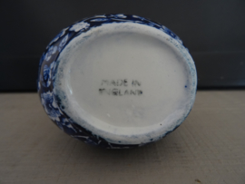 Melkkannetje - blauwe bloemetjes - Made in England - VERKOCHT