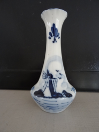 Vaasje - Delfts blauw - handpainted - VERKOCHT