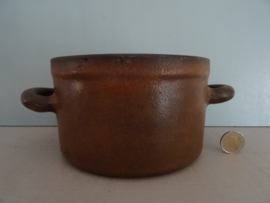 Pan schaal - Lucie Q. Bakker - aardewerk - bruin - VERKOCHT