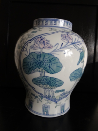 Chinese vaas - VERKOCHT