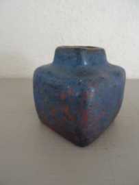Blauw vaasje - keramiek - VERKOCHT