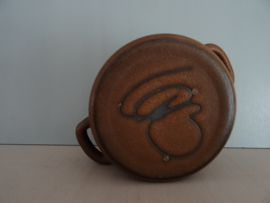 Pan schaal - Lucie Q. Bakker - aardewerk - bruin - VERKOCHT