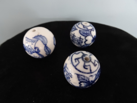 Grote kralen - Chinees - blauw/wit - VERKOCHT