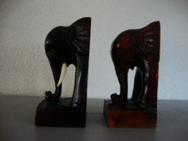Vintage boekensteunen olifant - hout - VERKOCHT