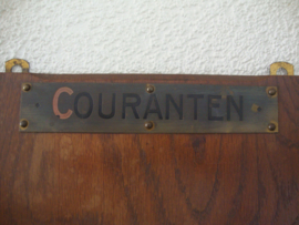 Oud krantenrek wandplank Couranten kranten - VERKOCHT