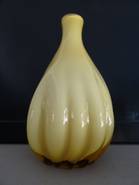 Glazen vaasje - geel / beige - VERKOCHT