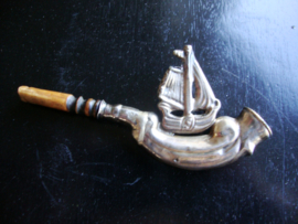 Antiek sigarettenpijpje schip - zilver  - VERKOCHT