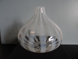 Vaas - vaasje - glas - witte streep - VERKOCHT